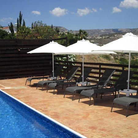 Serene Serenity Paphos ภายนอก รูปภาพ