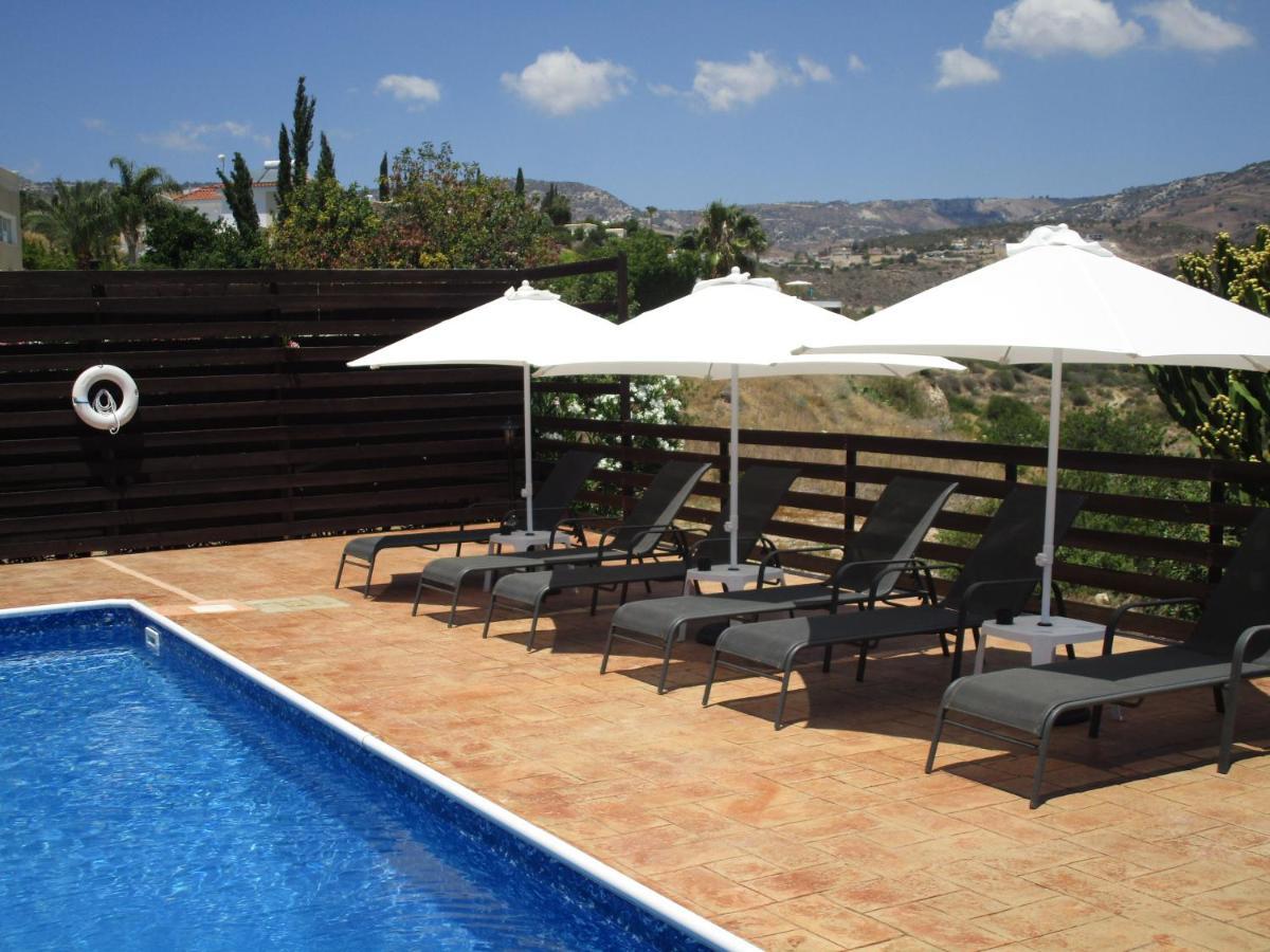 Serene Serenity Paphos ภายนอก รูปภาพ