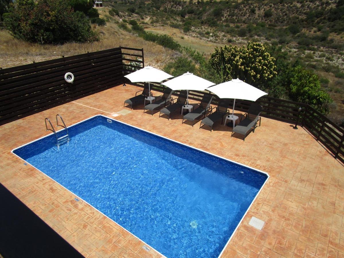Serene Serenity Paphos ภายนอก รูปภาพ